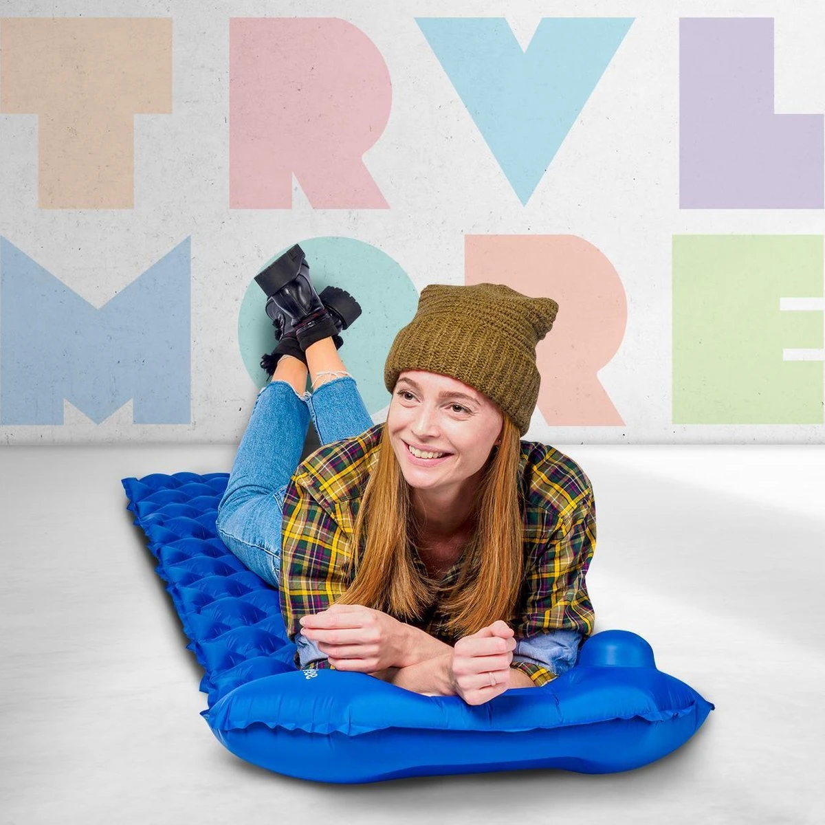 TRVLMORE Slaapmat - Zelfopblazend - 1 Persoons - Ingebouwde Pomp En Kussen - Blauw 3 TRVLMORE Slaapmat - Zelfopblazend - 1 Persoons - Ingebouwde Pomp En Kussen - Blauw - Image 3