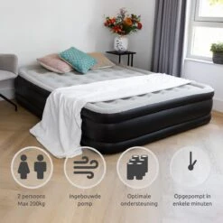BluMill Luchtbed - 2-persoons - Ingebouwde Pomp - 203x152x36 Cm - Duurzame Keuze -Kampeer Verkoop 1200x1200 975