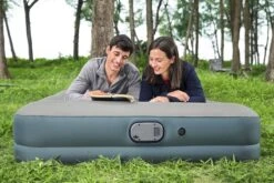 Bestway Luchtbed - 2 Personen - PVC/Polyester - Ingebouwde Oplaadbare Pomp - Fortech™ Materiaal - I-Beam Constructie - Ingebouwd Kussen -Kampeer Verkoop 1200x800 204