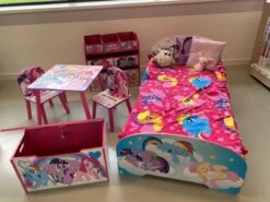 My Little Pony Houten Tafel Met 2 Stoeltjes -Kampeer Verkoop 1200x899 1